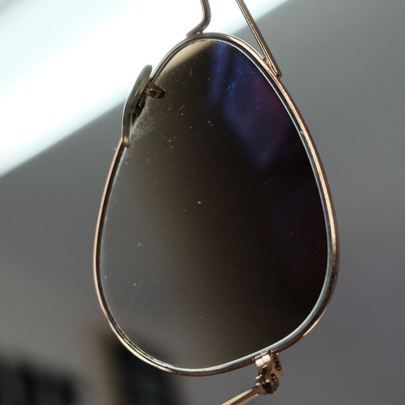 Ray-Ban Aviators - Picture 3 of 8